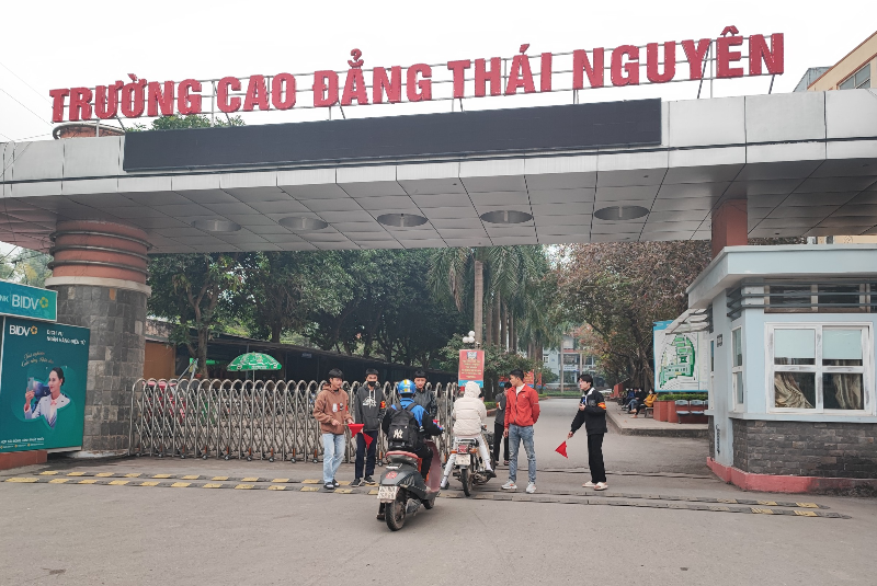 Hoạt động của Tổ tự quản An toàn giao thông Nhà trường