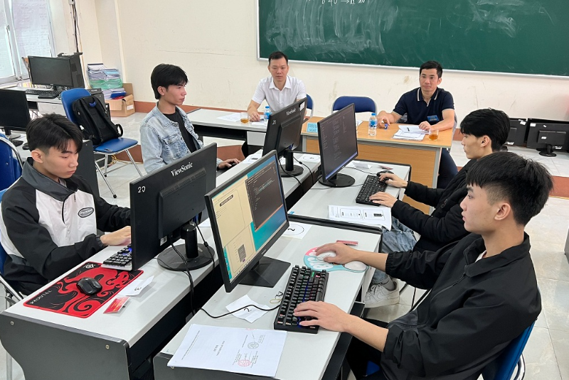 HSSV trường Cao đẳng Thái Nguyên tham gia Hội thi Kỹ năng nghề tỉnh Thái Nguyên năm 2023