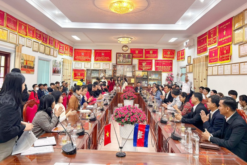 Trường Cao đẳng Thái Nguyên tiếp đón và làm việc với Đoàn công tác của  Tổng cục Giáo dục và Đào tạo nghề, Vương Quốc Campuchia