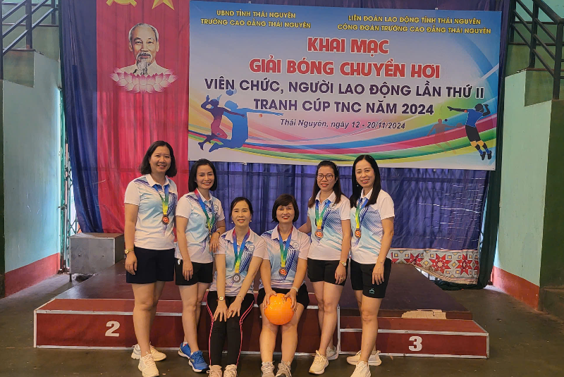 Giải bóng chuyền hơi viên chức, người lao động lần thứ 2 tranh cúp TNC năm 2024