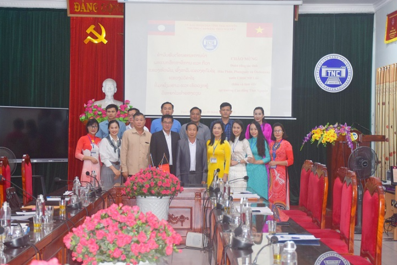 Trường Cao đẳng Thái Nguyên tiếp đón và làm việc với đoàn công tác Sở Giáo dục và thể thao 3 tỉnh Hủa Phăn, Phongsaly và Oudomxay, CHDCND Lào