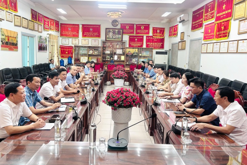 Trường Cao đẳng Thái Nguyên đón tiếp và làm việc với Đoàn công tác Trường Cao đẳng Công nghiệp Thanh Hóa