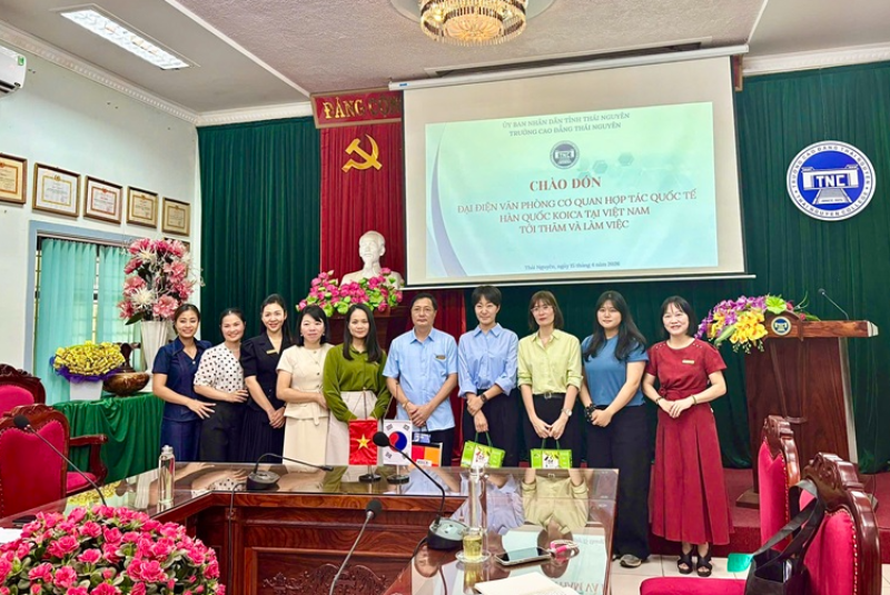 Trường Cao đẳng Thái Nguyên tiếp đón và làm việc với đoàn công tác Văn phòng Cơ quan hợp tác quốc tế Hàn Quốc KOICA tại VIệt Nam